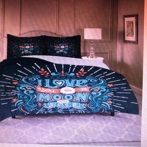 Duvet cover w/ pillow cases